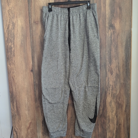 Nike Men's Gray Joggers with Black Logo L                                   M117 - Picture 1 of 8